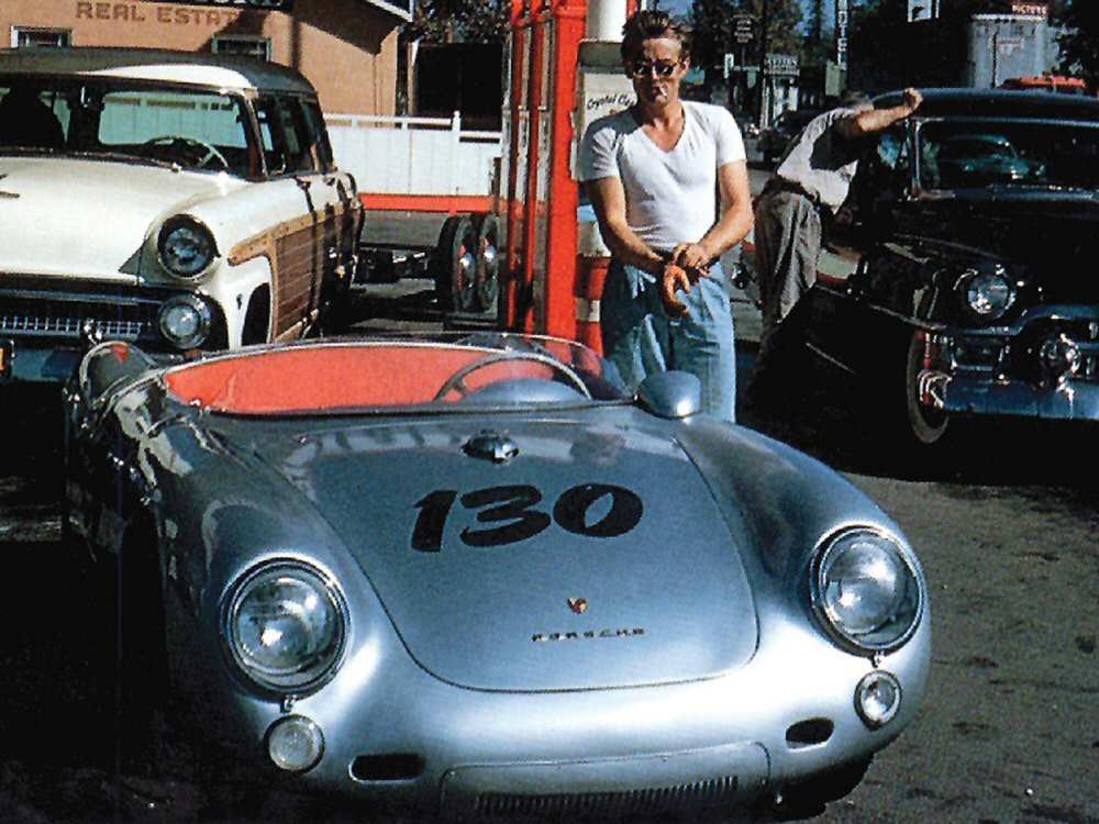 James Dean and his Spyder on the fateful day