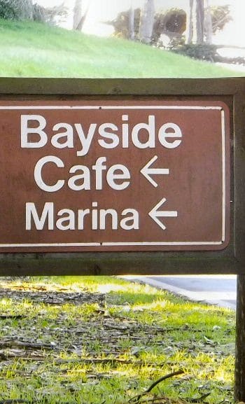 The sign for the Morro Bay Marina turnoff The sign for the Morro Bay Marina turnoff