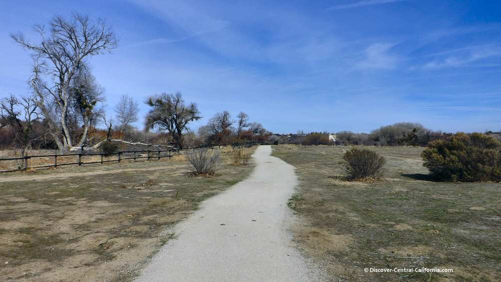 Salinas River Walk in Larry Moore Park