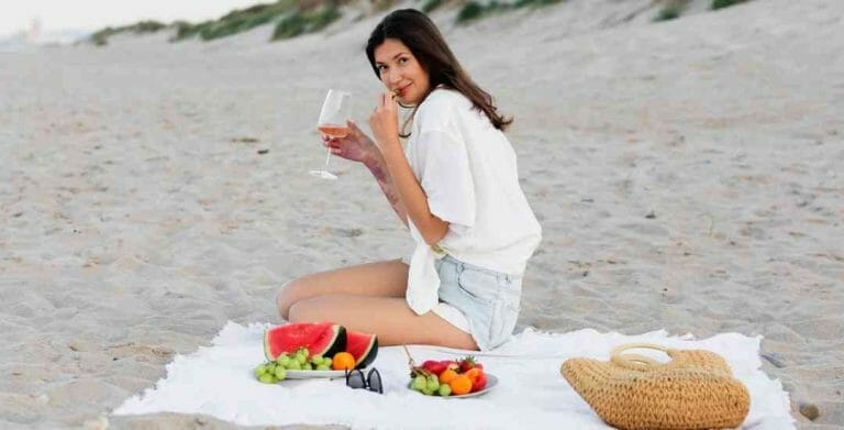Beach Picnic – Some of our favorite places for a meal along the shore