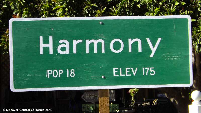 Harmony's town sign - Population 18